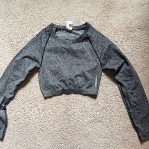Gymshark Charcoal Gray Cropped long sleeve workout shirt